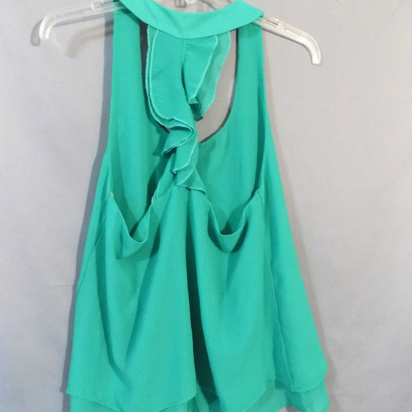 light tank with ruffle - Picture 3 of 3